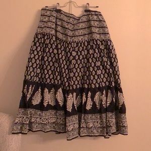 Black and White MIDI skirt